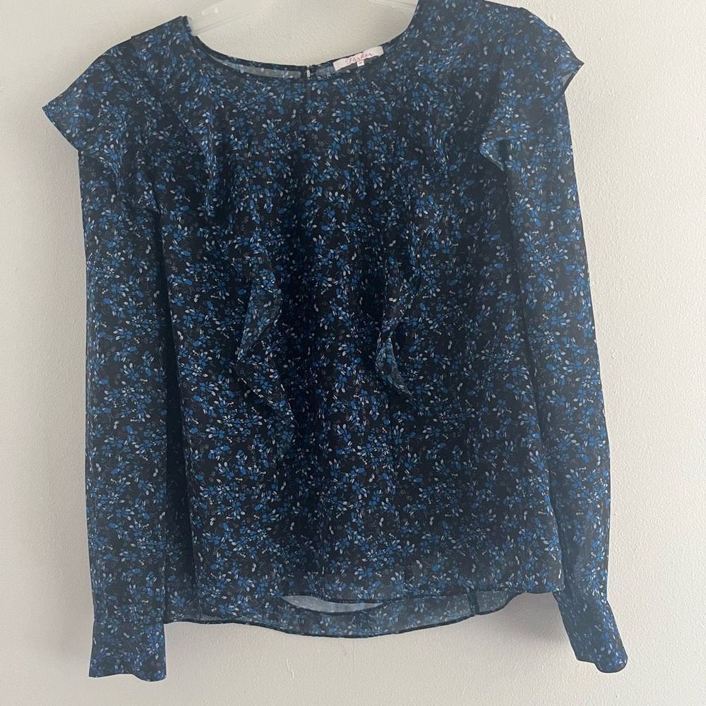 Parker Blouse Women Medium bishop sleeves ruffled bout neck flowers